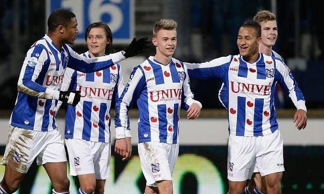 作為詹姆斯 作為詹姆斯